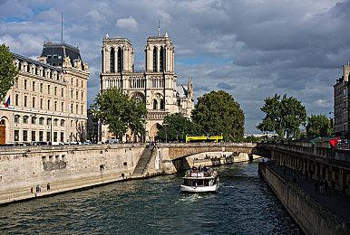 《羊蹄山之鬼》成PS负责人2025年最期待游戏